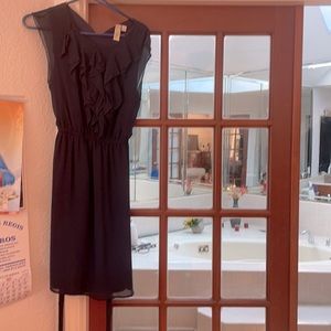 Navy blue dress w ruffles and string belt